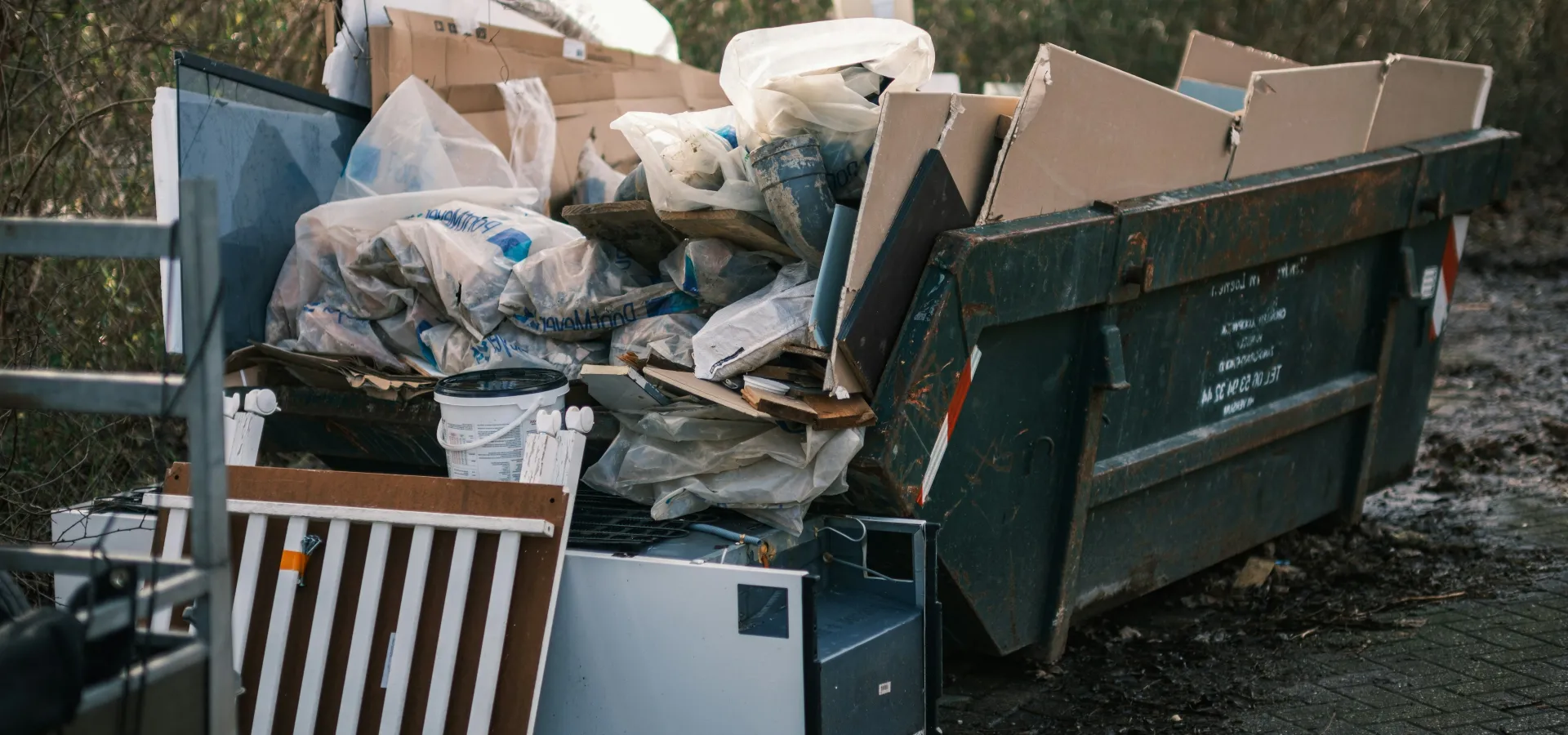 junk removal company hero